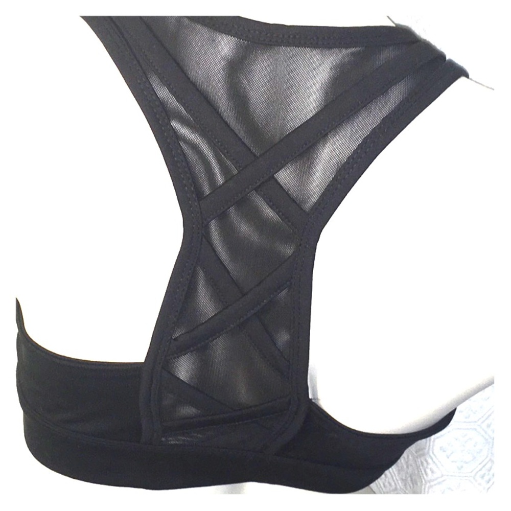 Jessica Simpson Sports Bra Beautiful Designed Back
